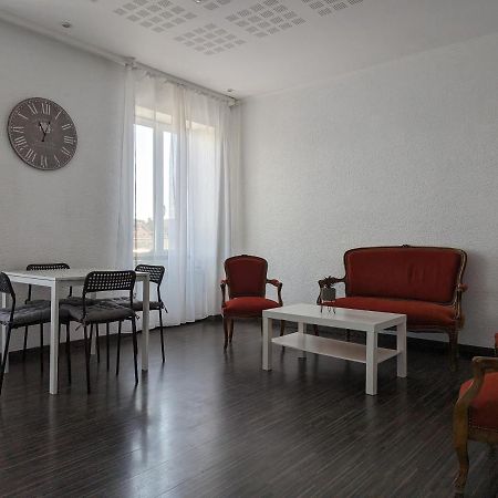 Le Thannois - Appartement 2 Chambres, Salon, Cuisine Equipee, Parking Et Wifi Gratuit Mulhouse Eksteriør bilde